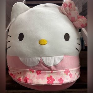 Super Cute 🥰 Big Hello Kitty and Friends Squishmallows, Super Cute  20"  BNWT